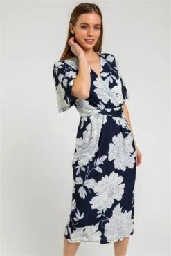 Black Petite Floral Print Belted Wrap Dress -Dress Haven Sales Store 0517d12f 2642 4867 bdd4 9e086b8069e4