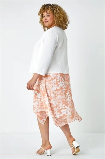 Black Curve Abstract Print Maxi Stretch Dress 6 Black Curve Abstract Print Maxi Stretch Dress - Image 4