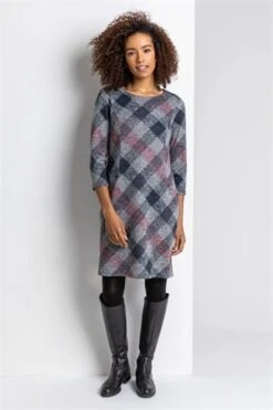 Navy Check Print Pocket Shift Dress -Dress Haven Sales Store 0adcded0 3fa6 4577 9bf2 c9f34ce21df0