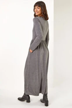 Dark Grey Pocket Stretch Maxi Dress -Dress Haven Sales Store 21a23c97 cbf3 4197 bafc 062adec2a34c