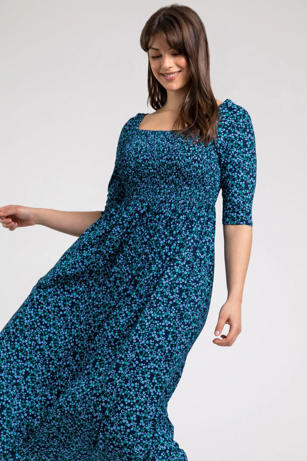 Blue Curve Ditsy Floral Shirred Midi Dress 5 Blue Curve Ditsy Floral Shirred Midi Dress - Image 3