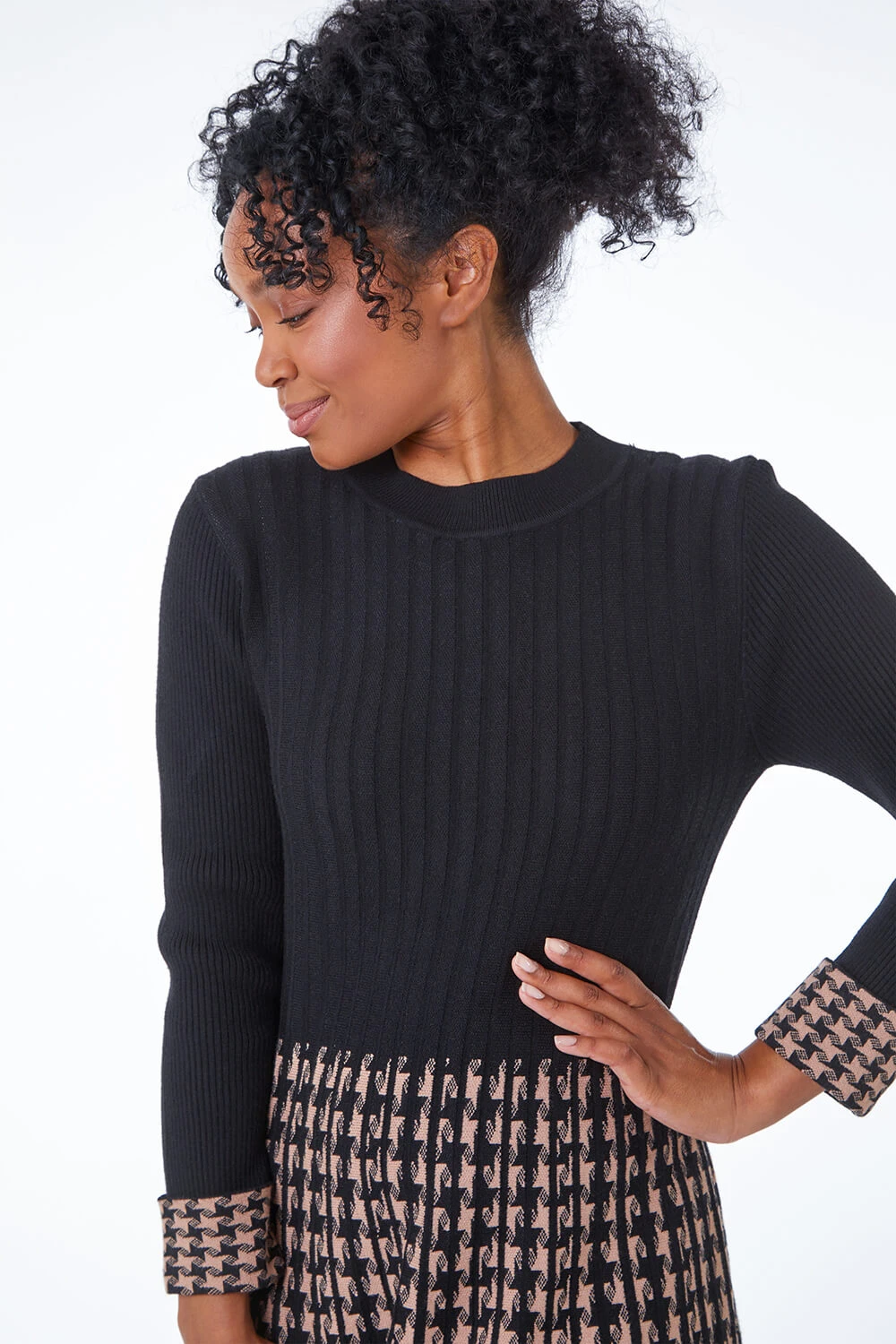 Black Petite Contrast Knitted Jumper Dress 6 Black Petite Contrast Knitted Jumper Dress - Image 4