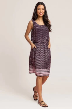 Burgandy Border Print Keyhole Pocket Dress -Dress Haven Sales Store 37ca9817 3cac 4d9c 8490 f13fb00194df