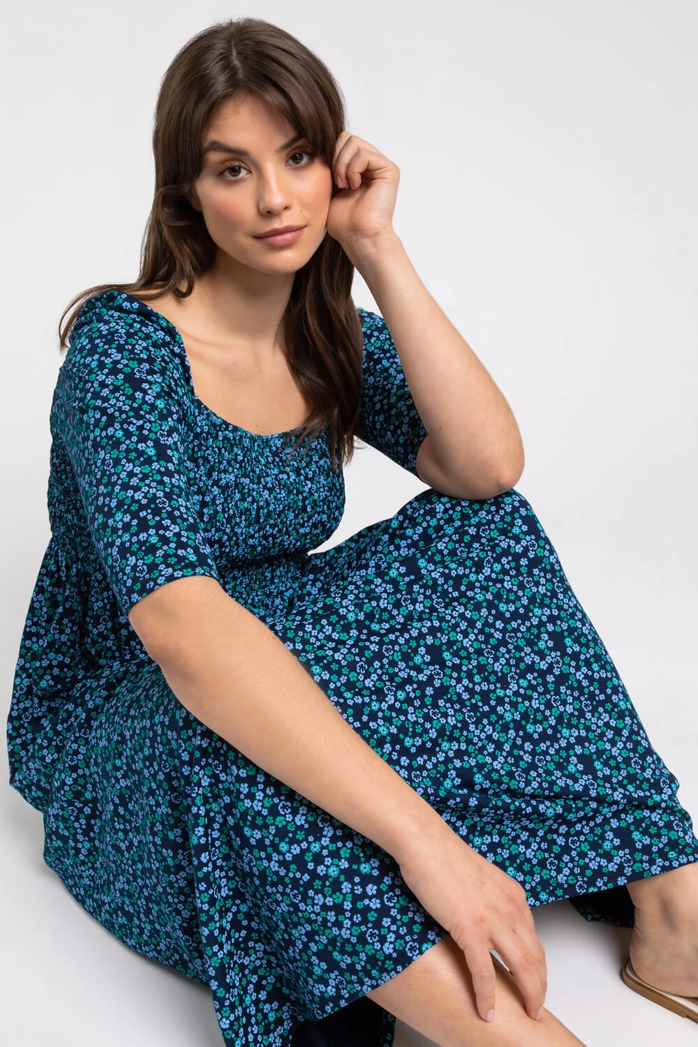Blue Curve Ditsy Floral Shirred Midi Dress 7 Blue Curve Ditsy Floral Shirred Midi Dress - Image 5