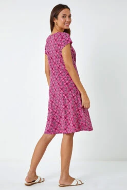 Pink Geo Print Textured Stretch Dress -Dress Haven Sales Store 6212c359 1643 4000 b531 1cd975ee8138