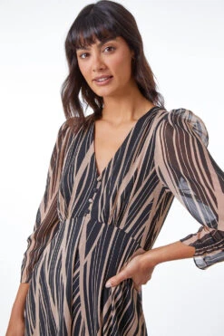 Black Abstract Print Wrap Midi Dress 10 Black Abstract Print Wrap Midi Dress -Dress Haven Sales Store 76e8a0c1 1a75 4aa7 a438 aaf0669e319d