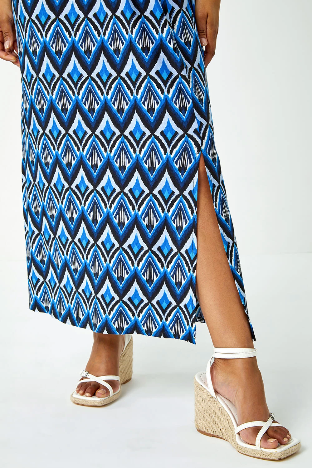 Navy Petite Aztec Print Shirred Maxi Dress 7 Navy Petite Aztec Print Shirred Maxi Dress - Image 5