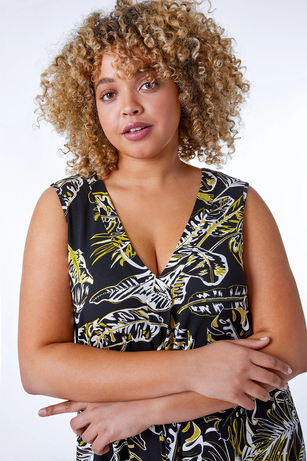 Black Curve Leaf Hanky Hem Stretch Dress 6 Black Curve Leaf Hanky Hem Stretch Dress - Image 4