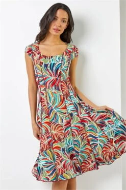 Red Sleeveless Floral Panel Stretch Dress -Dress Haven Sales Store 943d048e 7862 4bad a410 4551a1c45b6b