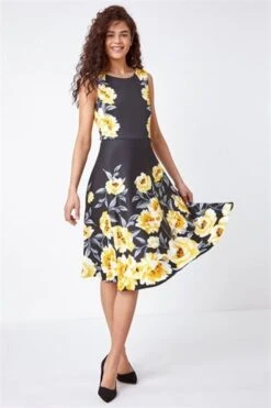 Black Luxe Floral Fit & Flare Maxi Dress -Dress Haven Sales Store acb00278 a171 4fc2 8e26 5b1c3ea083d4
