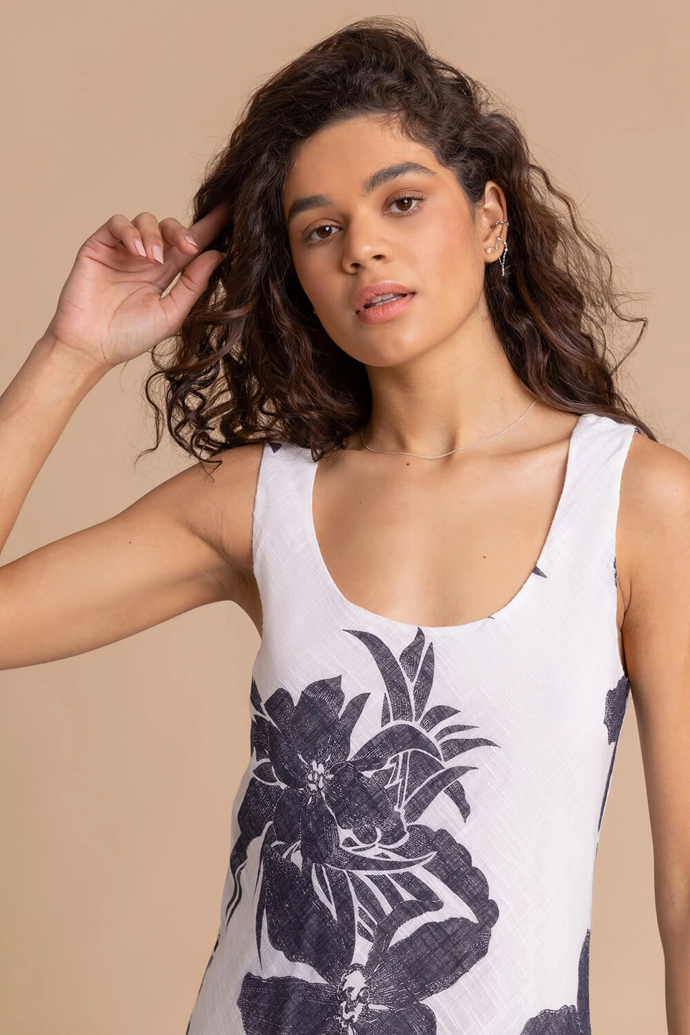 White Floral Print Layered Fit & Flare Dress 6 White Floral Print Layered Fit & Flare Dress - Image 4