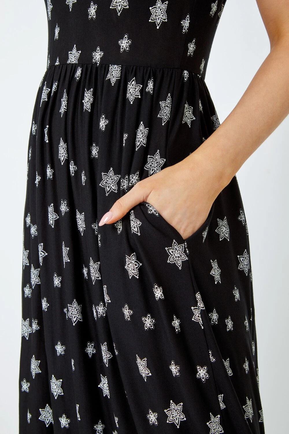 Black Paisley Border Print Midi Dress 7 Black Paisley Border Print Midi Dress - Image 5