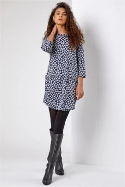 Black Ombre Textured Shift Dress -Dress Haven Sales Store cae5afc4 bf97 465c 81bc 33b5240b1d8d