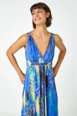 Green Abstract Halter Neck Tiered Maxi Dress -Dress Haven Sales Store d662d344 0ade 4f71 a1bb 2fc94a766330