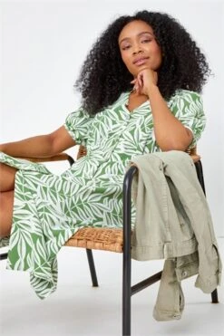 Green Petite Floral Print Shirred Midi Dress -Dress Haven Sales Store e22cbcef b25d 4491 8b61 4e384bef8995