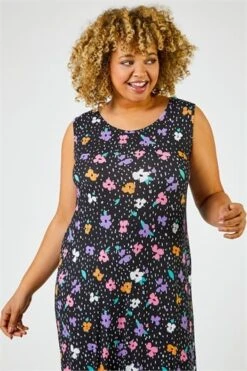 Fuchsia Curve Paisley Print Maxi Dress -Dress Haven Sales Store ec0d098e a54d 42e7 b43c 0aef61240e10