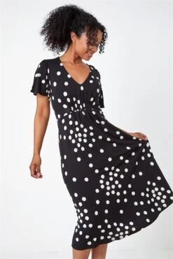 Black Petite Spot Print Stretch Tea Dress -Dress Haven Sales Store f99b2b45 c902 4e06 9789 6ff8fd12a69f